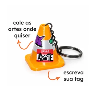Chaveiro Cone personalizado com adesivos DTF de graffiti e a tag ADOTE escrita à mão